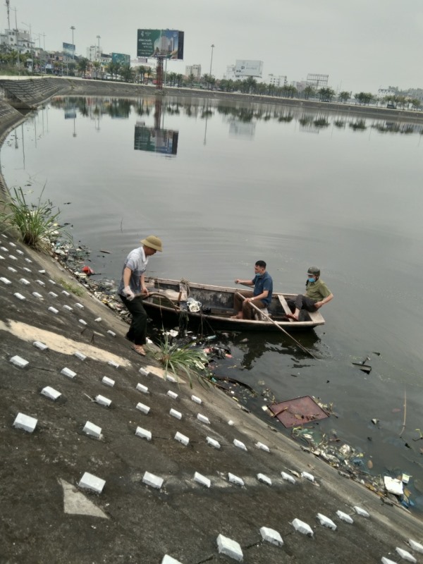 phường Hùng Thắng ra quân làm vệ sinh môi trường trên địa bàn